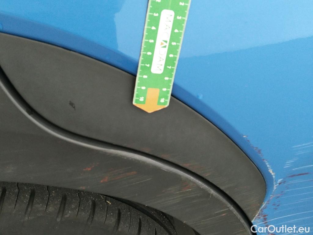  Hyundai  Konna HYUNDAI Kona / 2017 / 5P / todoterreno 1.6 GDI HEV Klass DCT #31