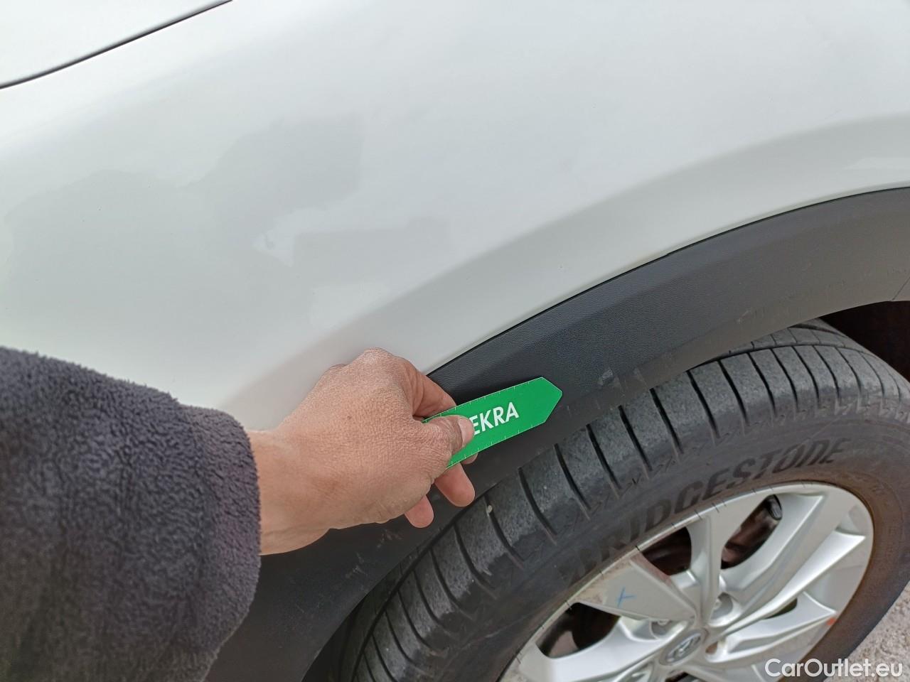  Hyundai  Tucson HYUNDAI  / 2018 / 5P / todoterreno 1.6 CRDI 85kW (116CV) 48V SLE 4X2(SP)(SL) #31