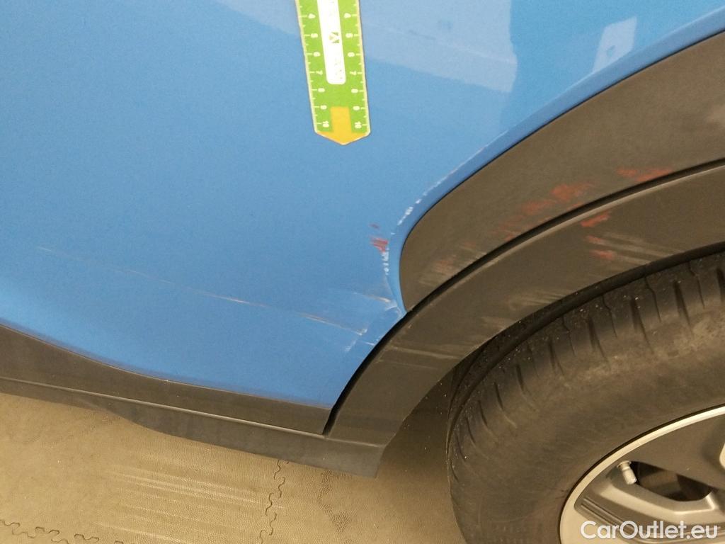  Hyundai  Konna HYUNDAI Kona / 2017 / 5P / todoterreno 1.6 GDI HEV Klass DCT #4