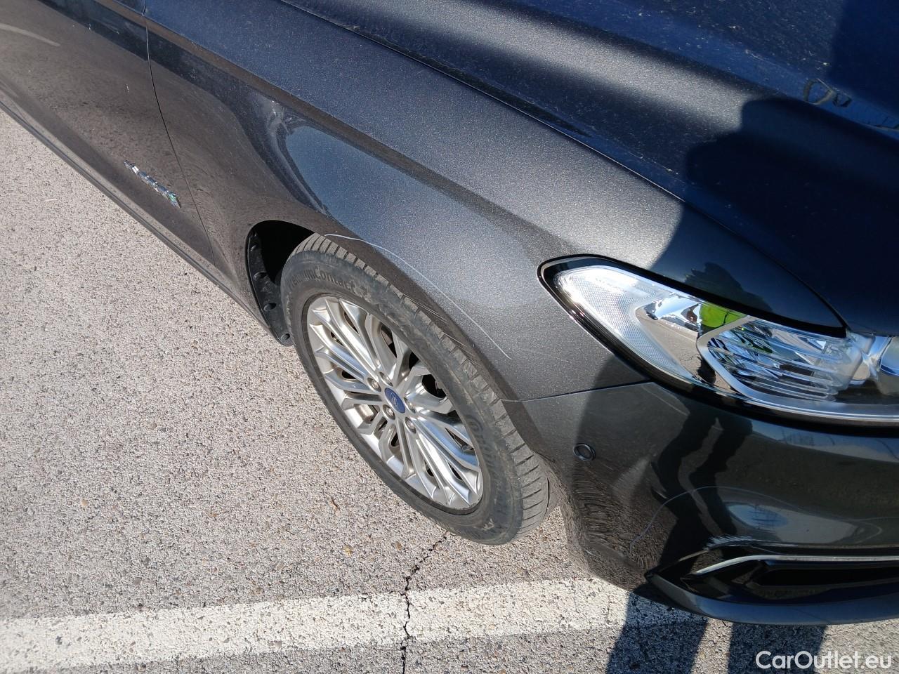  Ford  Mondeo FORD  / 2014 / 5P / familiar 2.0 Híbrido 138kW/187CV Titanium HEV AT #11