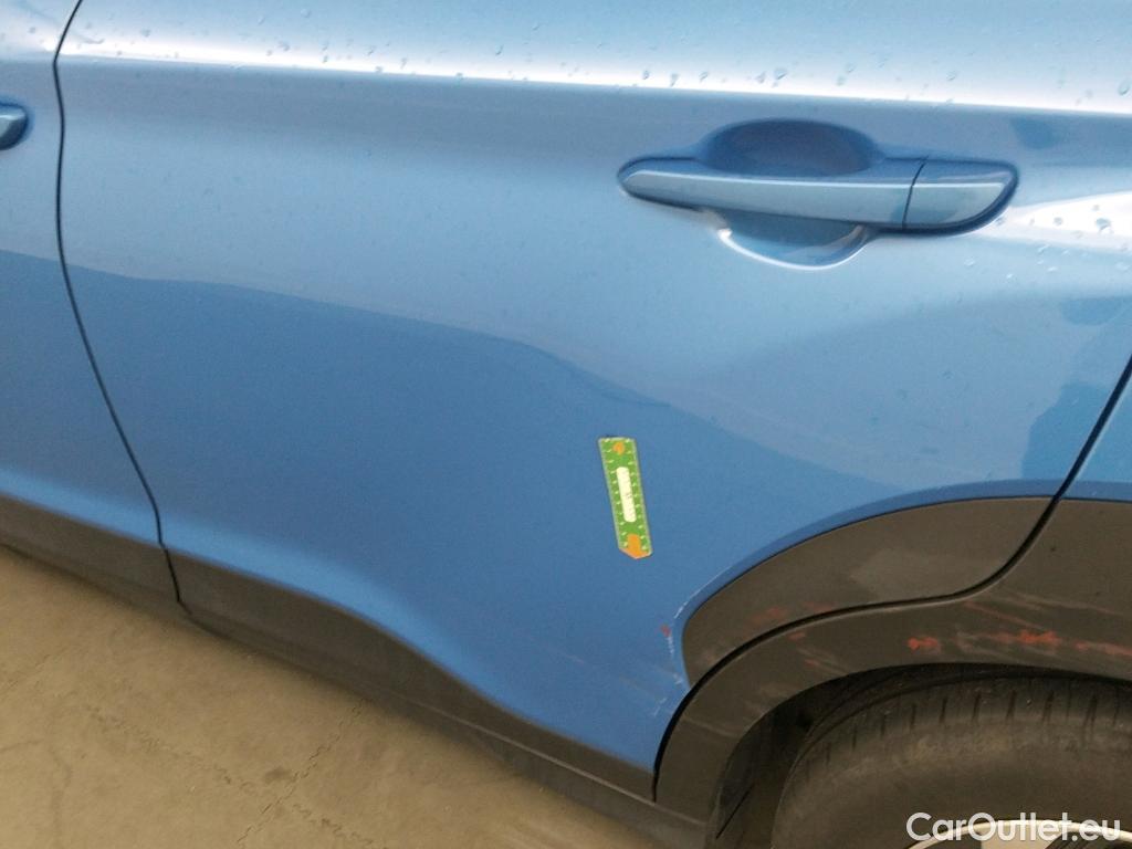  Hyundai  Konna HYUNDAI Kona / 2017 / 5P / todoterreno 1.6 GDI HEV Klass DCT #3