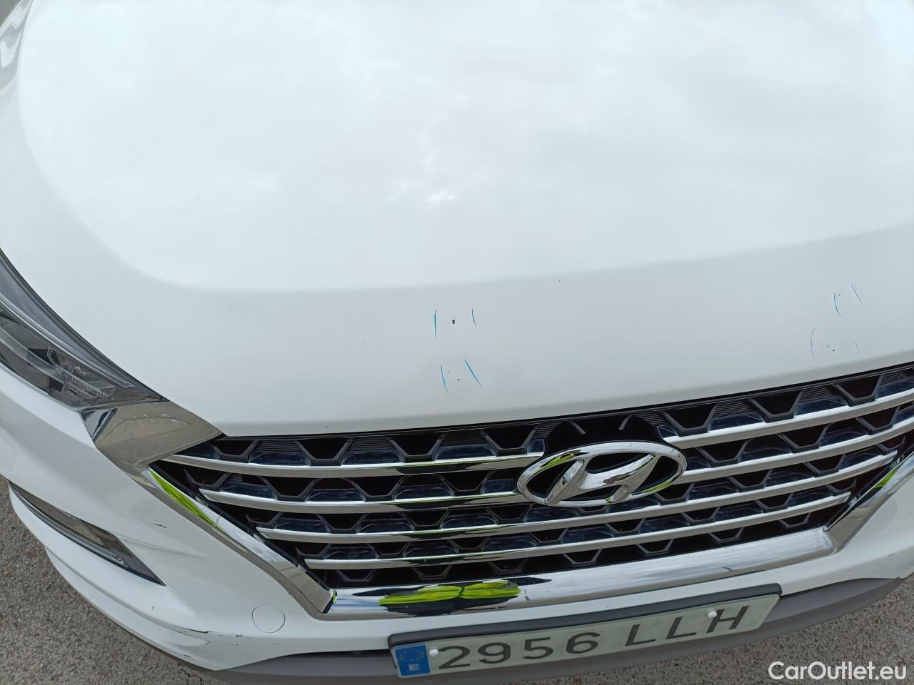  Hyundai  Tucson HYUNDAI  / 2018 / 5P / todoterreno 1.6 CRDI 85kW (116CV) 48V SLE 4X2(SP)(SL) #10