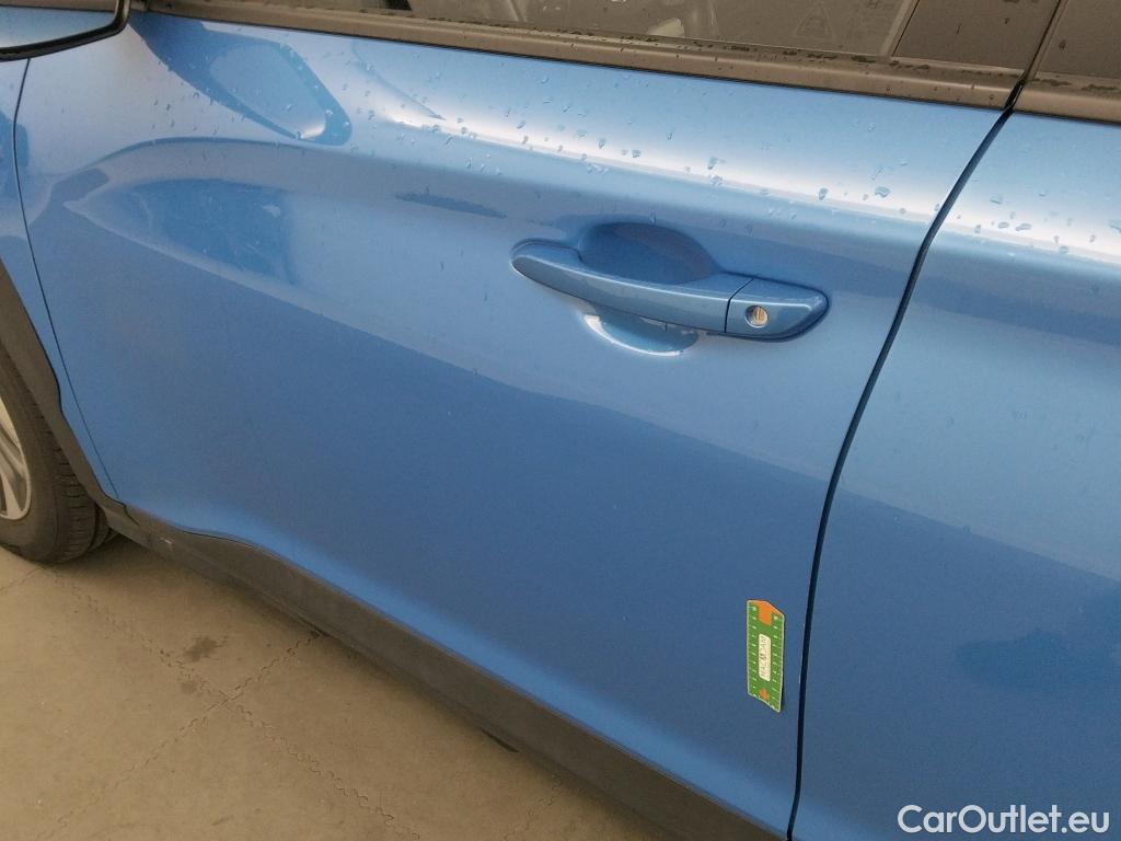  Hyundai  Konna HYUNDAI Kona / 2017 / 5P / todoterreno 1.6 GDI HEV Klass DCT #9