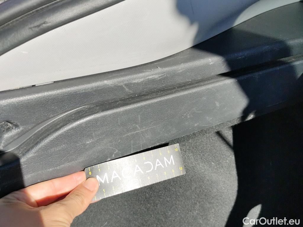  Hyundai   Ioniq Ioniq Klass Plug-in Hybrid 1.6 GDI 105CV AT6 E6d #33