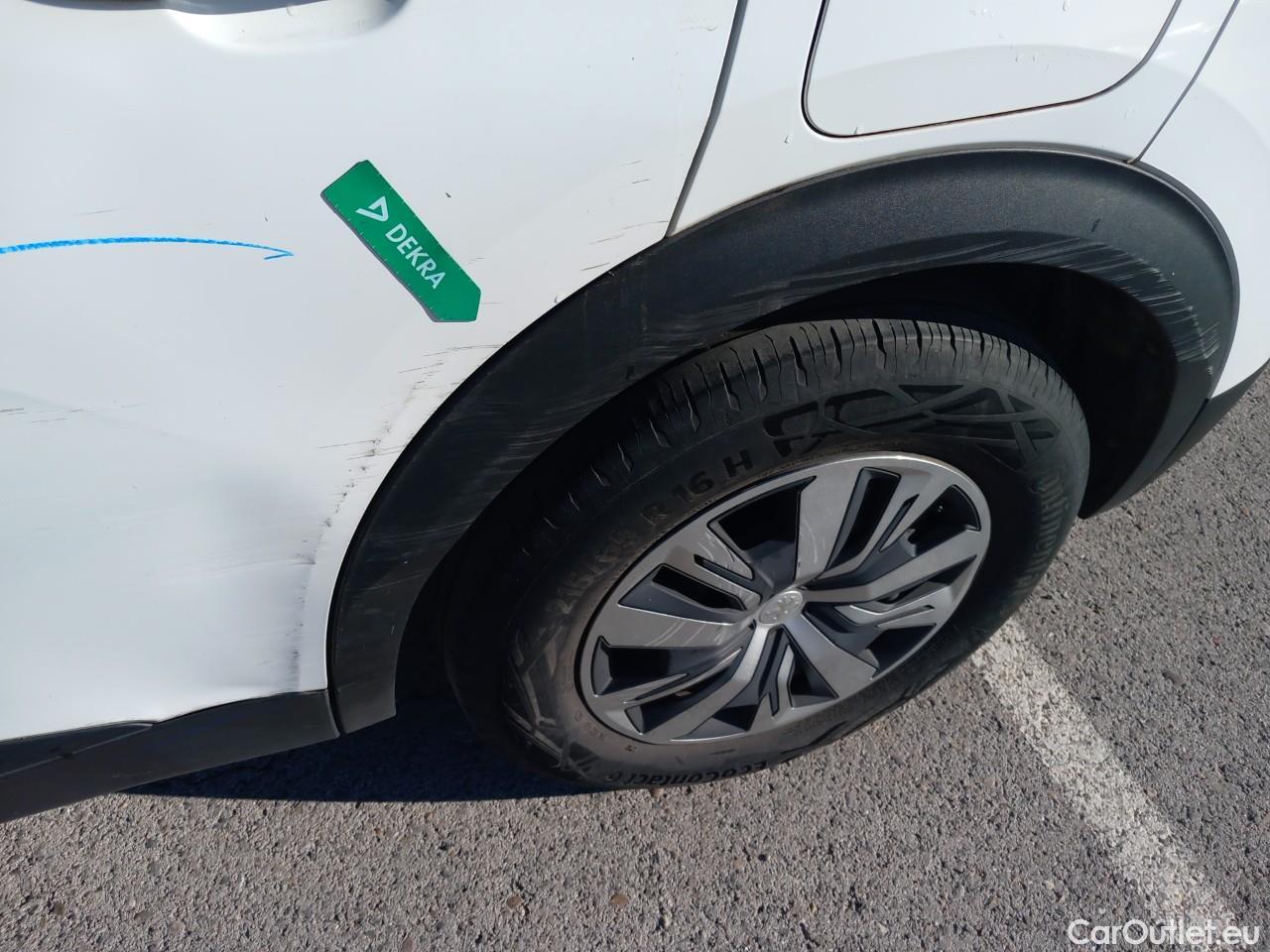  Peugeot  2008  Active 1.2 PureTech 100CV MT6 E6d #19