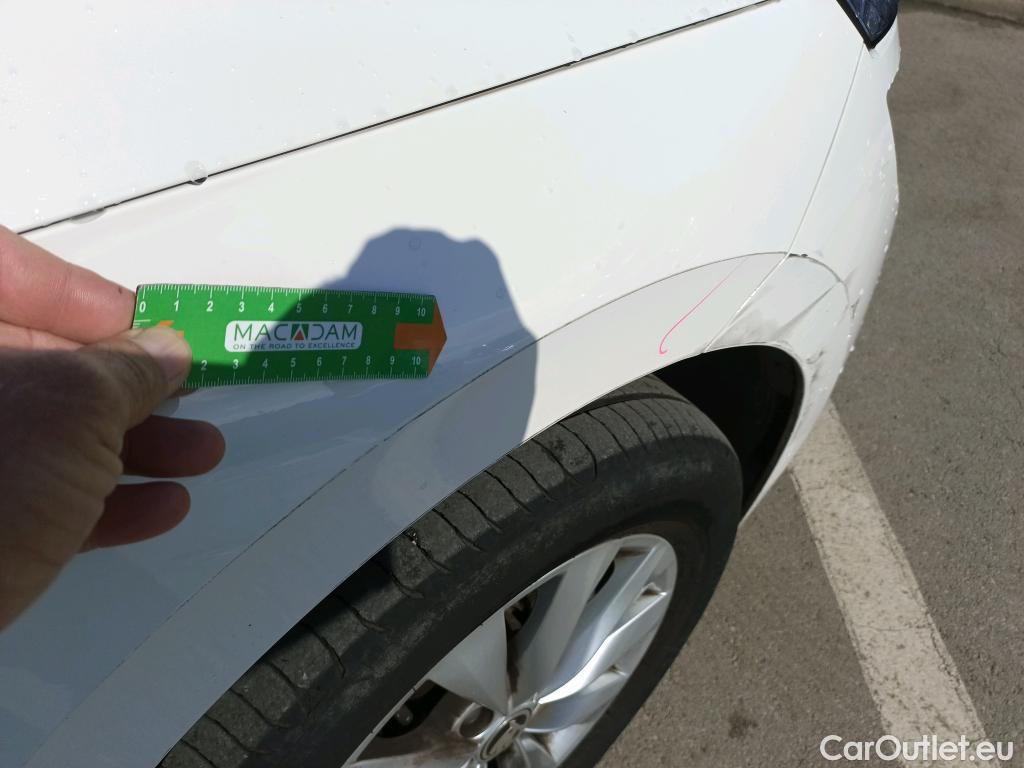  Skoda  KAMIQ SKODA  1.0 TSI 81kW (110CV) DSG Ambition #24