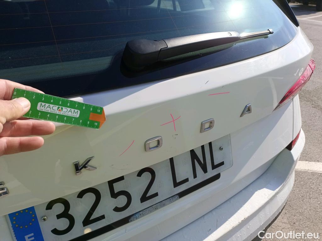  Skoda  KAMIQ SKODA  1.0 TSI 81kW (110CV) DSG Ambition #7