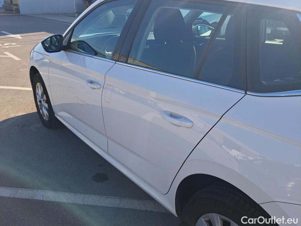  Skoda  KAMIQ SKODA  1.0 TSI 81kW (110CV) DSG Ambition (CX) #5