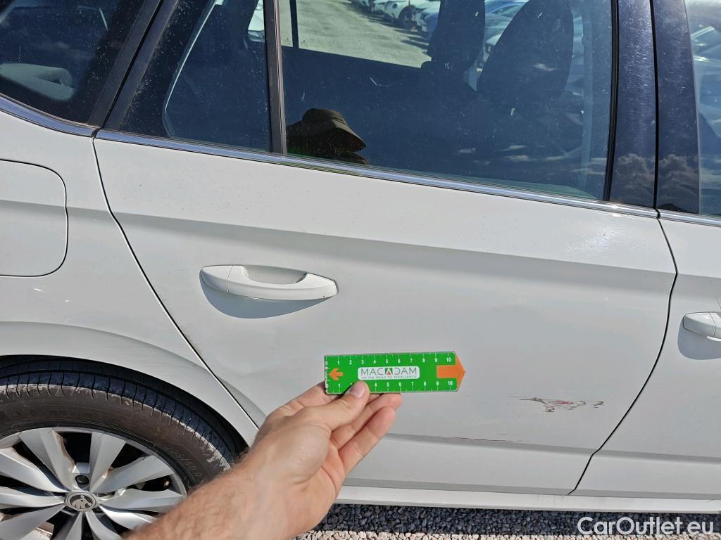  Land Rover  Discovery SKODA KAMIQ 1.0 TSI 81kW (110CV) DSG Ambition #1