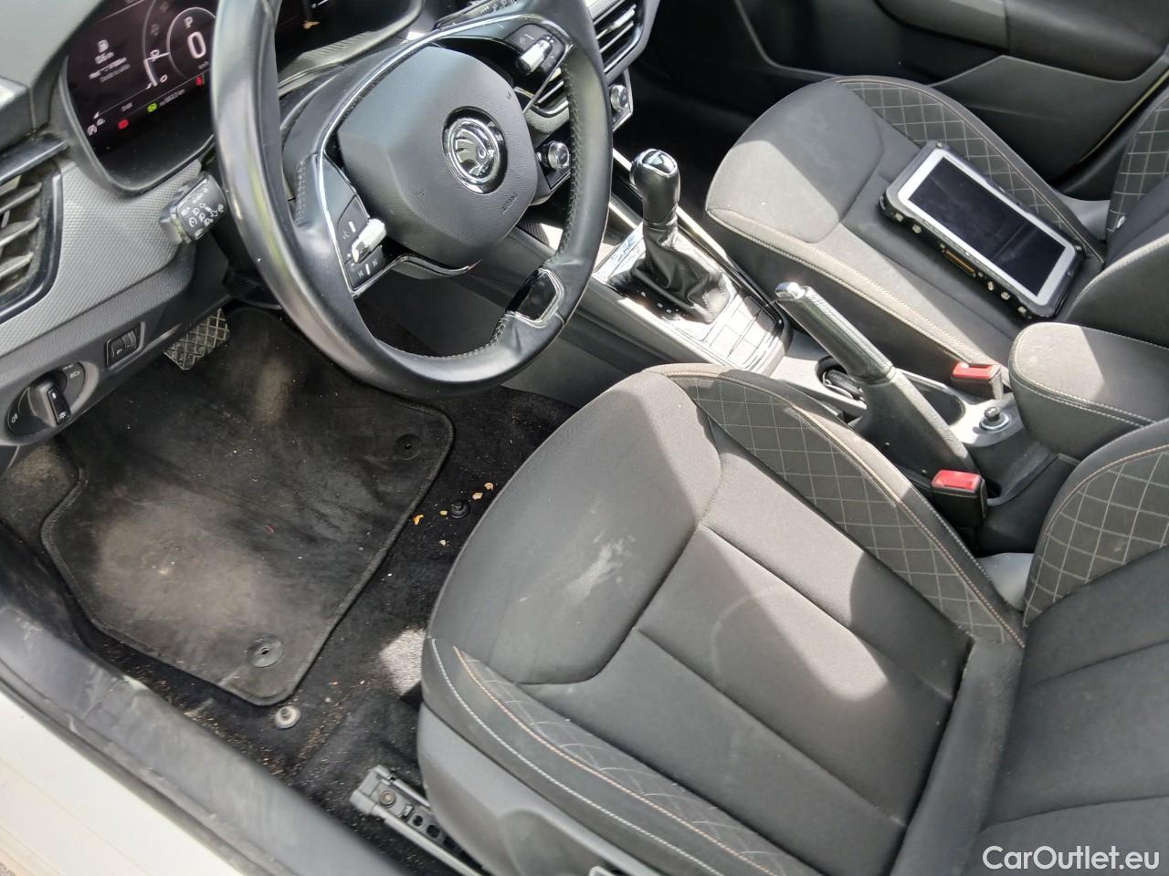  Skoda  KAMIQ SKODA  1.0 TSI 81kW (110CV) DSG Ambition (CX) #5