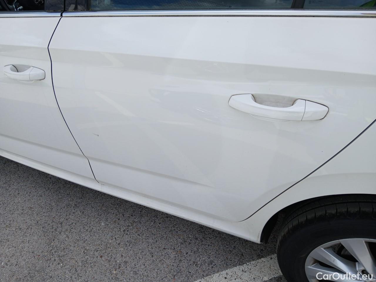  Skoda  KAMIQ SKODA  1.0 TSI 81kW (110CV) DSG Ambition (CX) #21