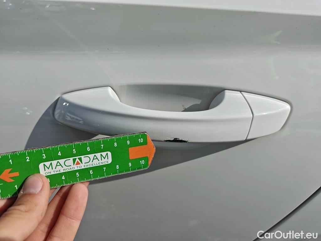  Skoda  KAMIQ SKODA  1.0 TSI 81kW (110CV) DSG Ambition #43