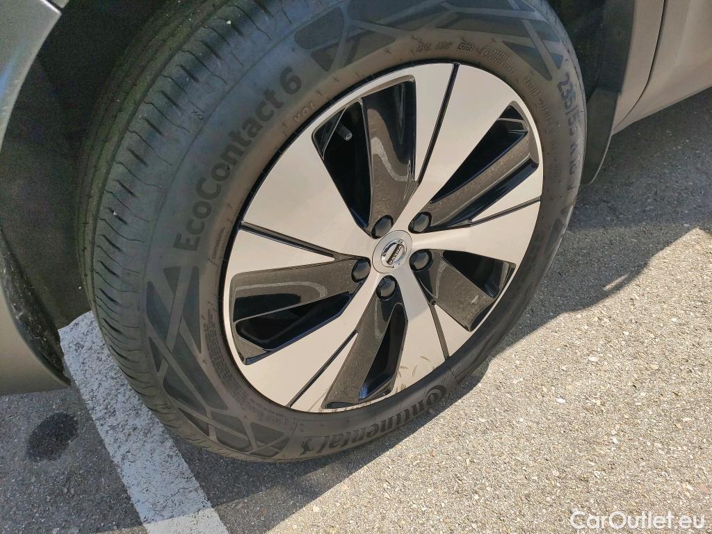  Volvo  XC 40 VOLVO XC40 / 2017 / 5P / todoterreno 1.5 T4 Twin Recharge Inscription Ex Auto #4