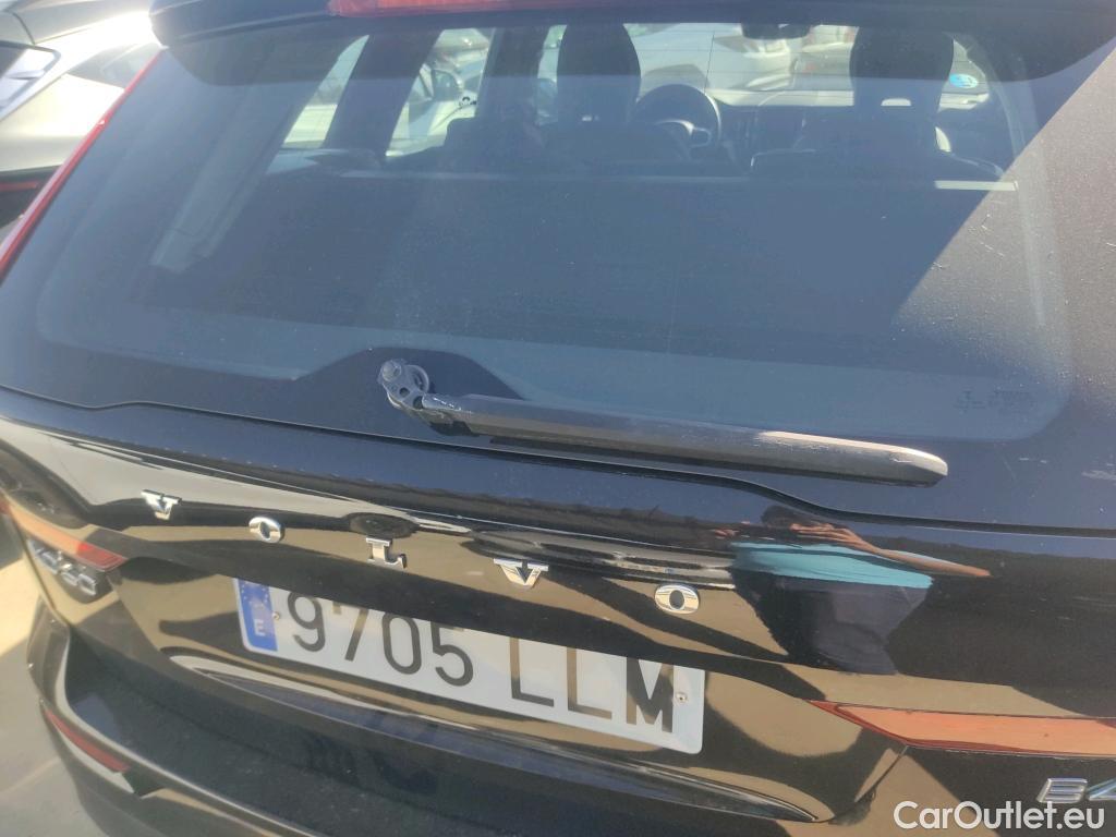  Volvo  XC60  Momentum Pro 2WD 2.0 B4 195CV AT8 E6dT #7