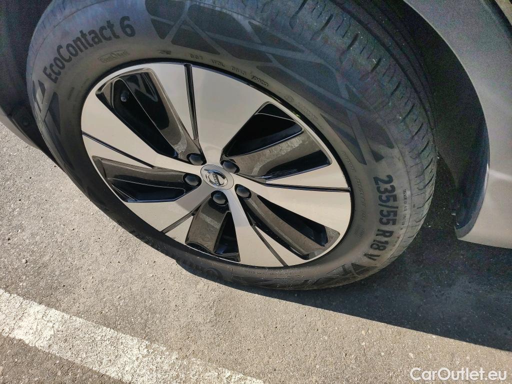  Volvo  XC 40 VOLVO XC40 / 2017 / 5P / todoterreno 1.5 T4 Twin Recharge Inscription Ex Auto #1