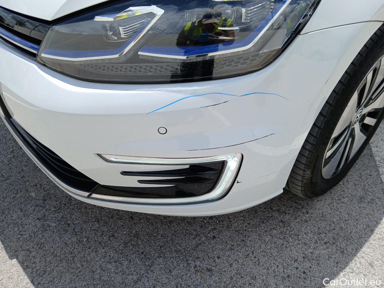  Volkswagen  Golf  VII Berlina e-35kWh1 #3