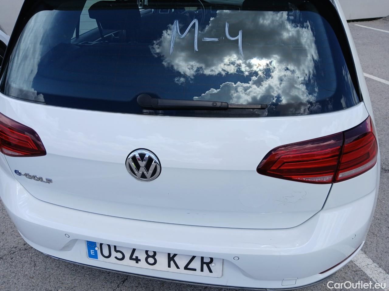  Volkswagen  Golf  VII Berlina e-35kWh1 #15