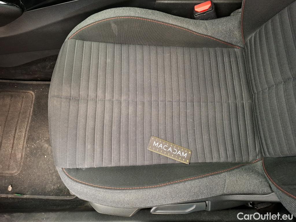  Peugeot  2008  Active Pack 1.2 PureTech 130CV BVA8 E6d #28