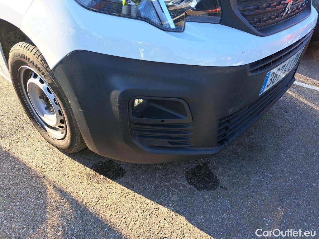  Peugeot  Partner PEUGEOT  / 2018 / 4P / furgón derivado de turismo Premium Standard 600kg BlueHDi 73kW #56