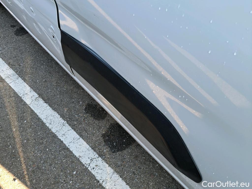  Peugeot  Partner PEUGEOT  / 2018 / 4P / furgón derivado de turismo Premium Standard 600kg BlueHDi 73kW #92