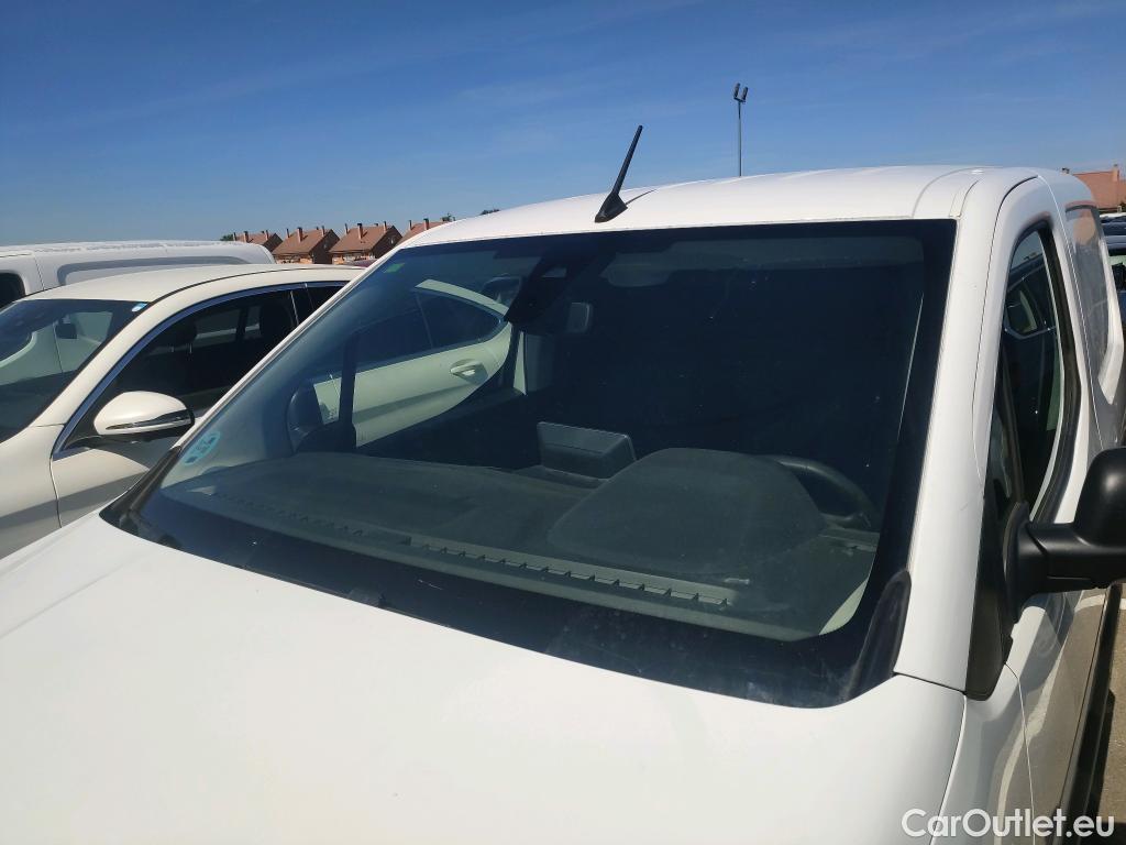 Land Rover  Discovery PEUGEOT Partner / 2018 / 4P / furgón derivado de turismo Premium Standard 600kg BlueHDi 73kW (AC) #1