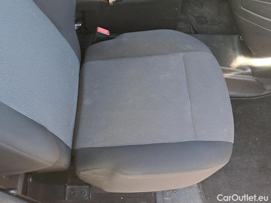  Peugeot  Partner PEUGEOT  / 2018 / 4P / furgón derivado de turismo Premium Standard 600kg BlueHDi 73kW #86