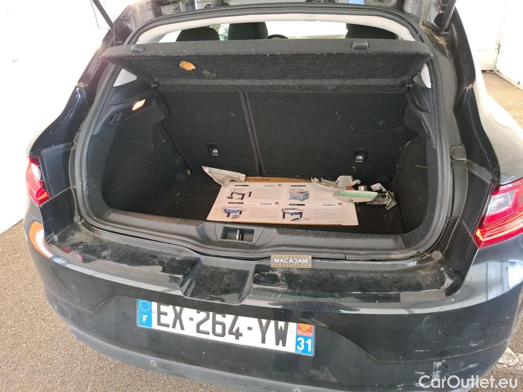  Renault  Megane RENAULT Mégane Berline / 2015 / 5P / Berline &Business Energy dCi 110 #32
