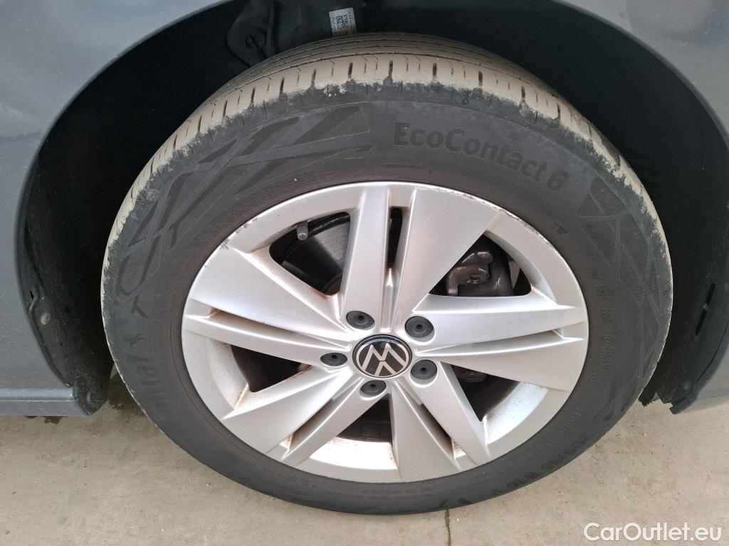  Volkswagen  Golf  VOLKSWAGEN / 2020 / 5P / Berline 2.0 TDI SCR 150 DSG7 Life Busi #8