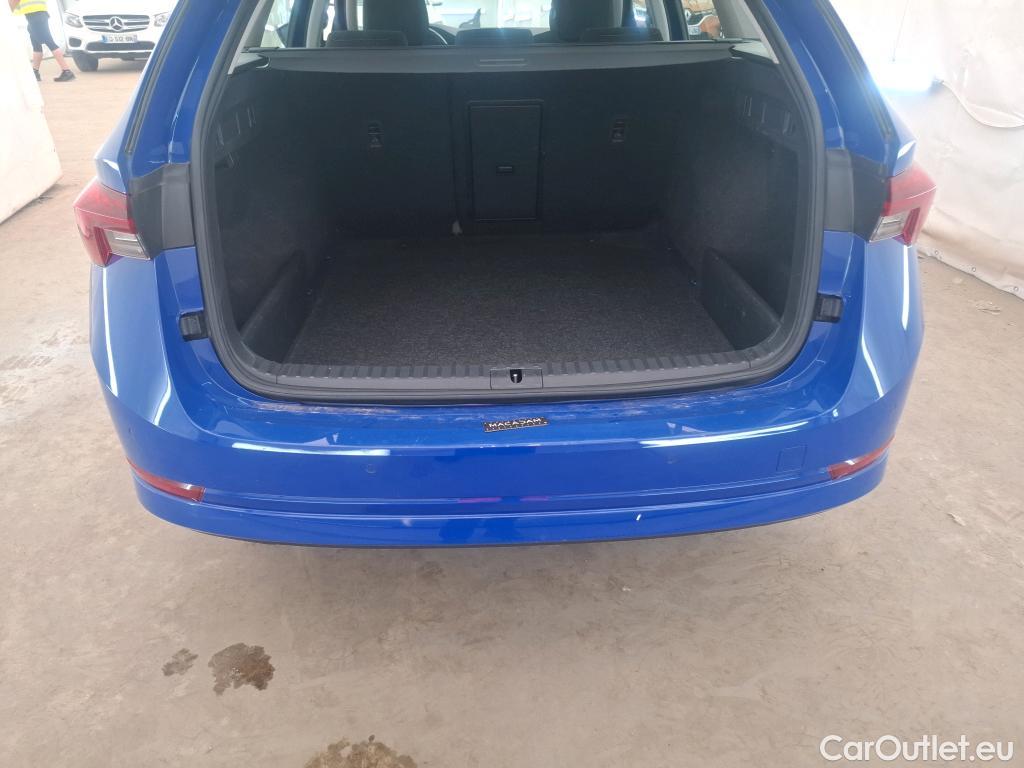  Skoda  Octavia  Break Business 2.0 TDI 115CV BVA7 E6d #11