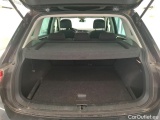  Volkswagen  Tiguan VOLKSWAGEN  / 2016 / 5P / SUV 2.0 TDI 150 BMV6 Carat #8