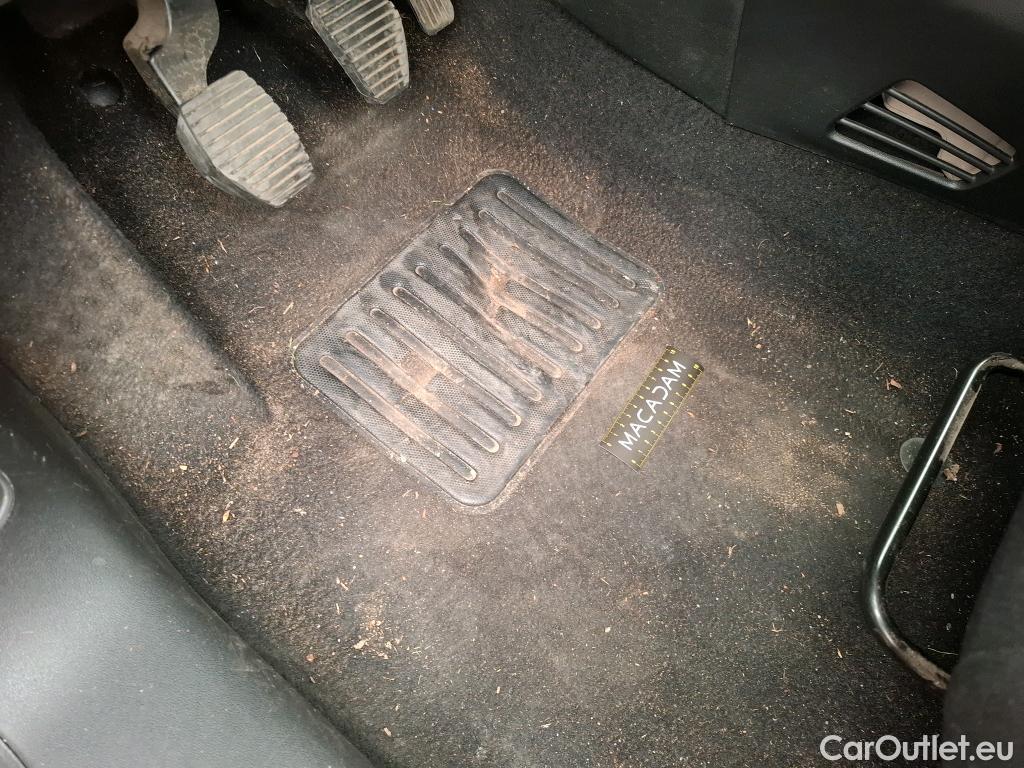  Citroen  C3  Société Feel 1.5 BlueHDI 100CV BVM6 E6dT #1