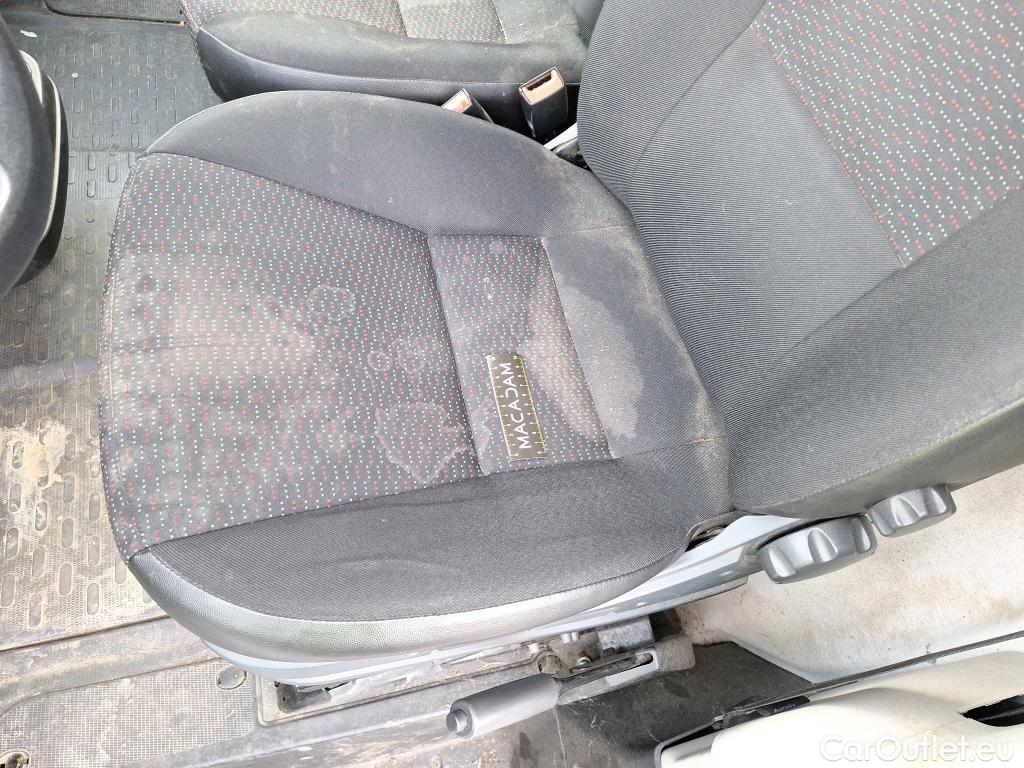  Citroen  Jumper CITROEN  VU 4p Fourgon 33 L2H2 BlueHDi 130 BVM6 Business #107