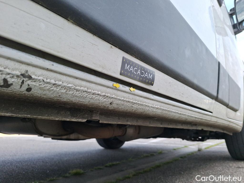  Citroen  Jumper CITROEN  VU 4p Fourgon 33 L2H2 BlueHDi 130 BVM6 Business #153