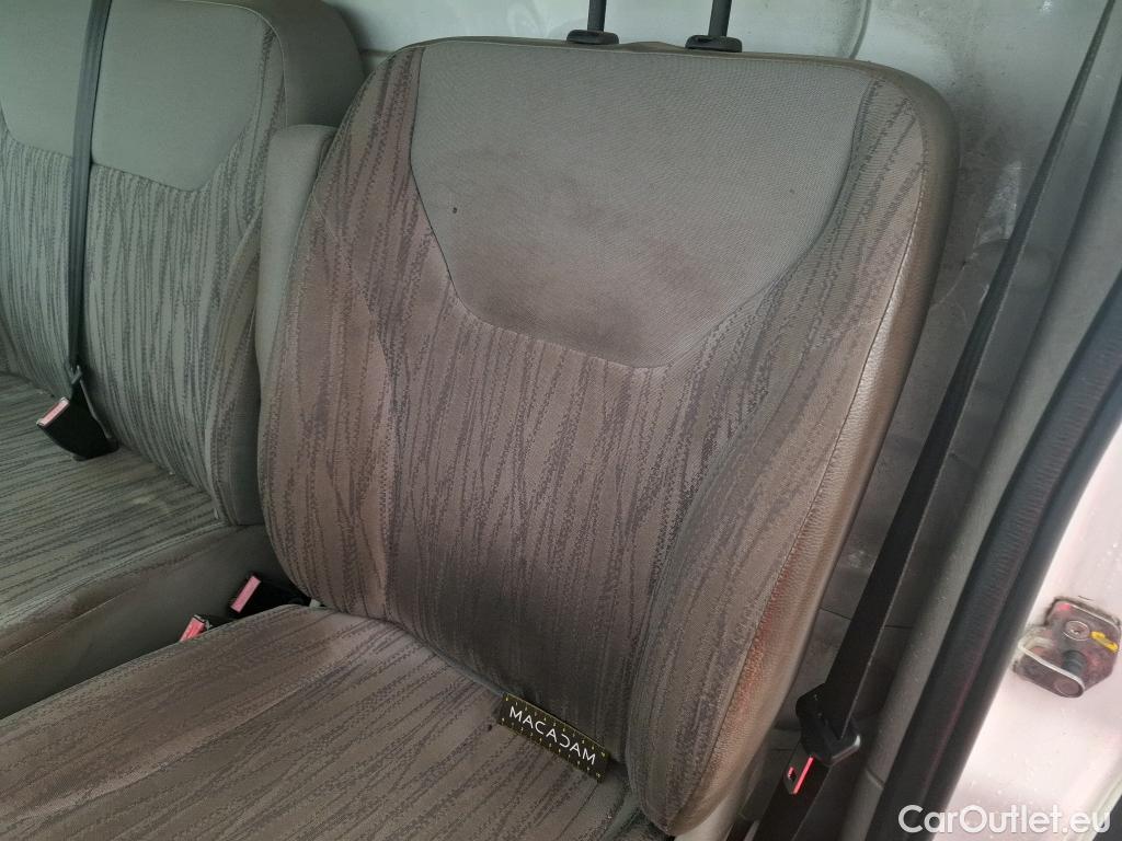  Nissan  Primastar NISSAN  VU 4p Fourgon L1H1 2700KG 2.0 DCI 115 Business #82