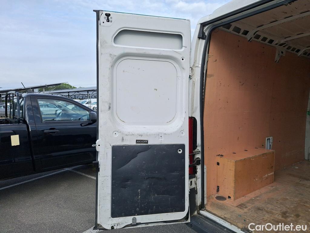  Citroen  Jumper CITROEN  VU 4p Fourgon 33 L2H2 BlueHDi 130 BVM6 Business #100