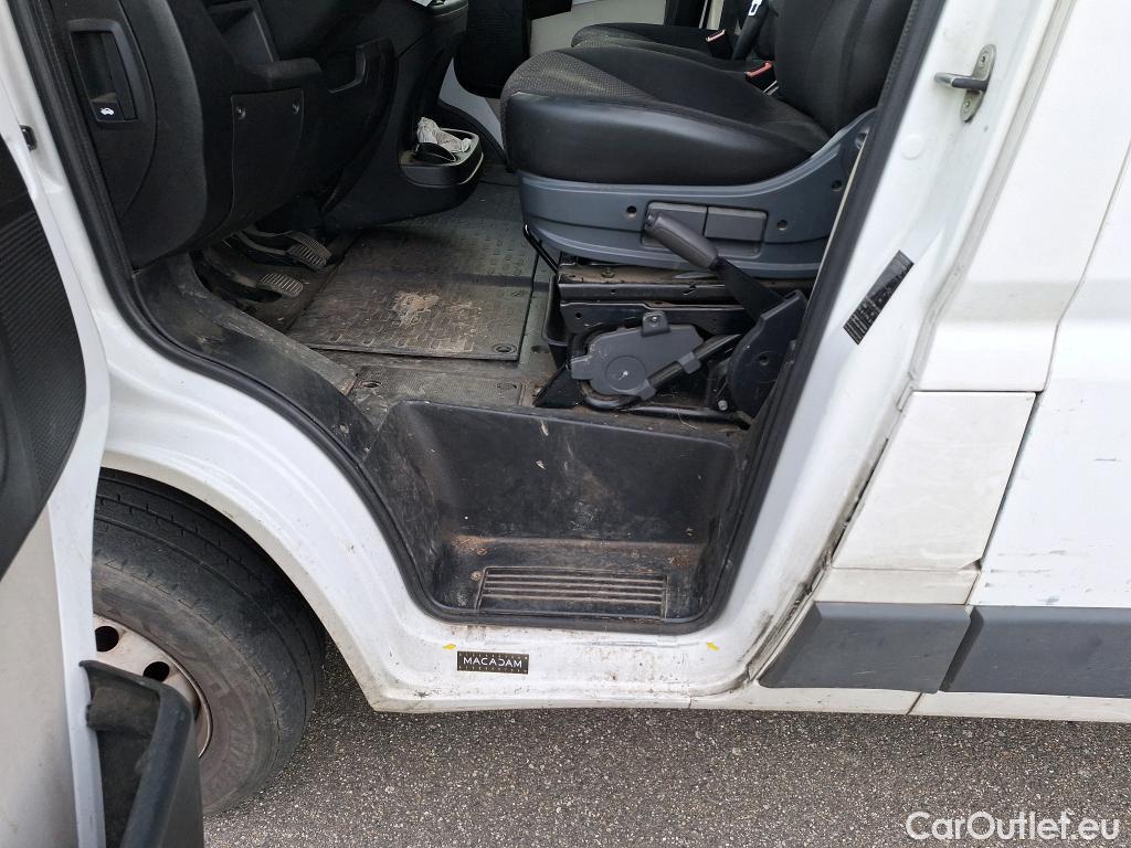  Citroen  Jumper CITROEN  VU 4p Fourgon 33 L2H2 BlueHDi 130 BVM6 Business #98