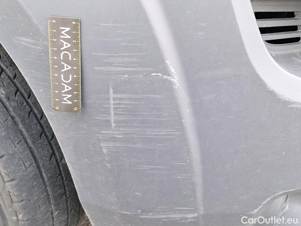  Citroen  Jumper CITROEN  VU 4p Fourgon 33 L2H2 BlueHDi 130 BVM6 Business #88