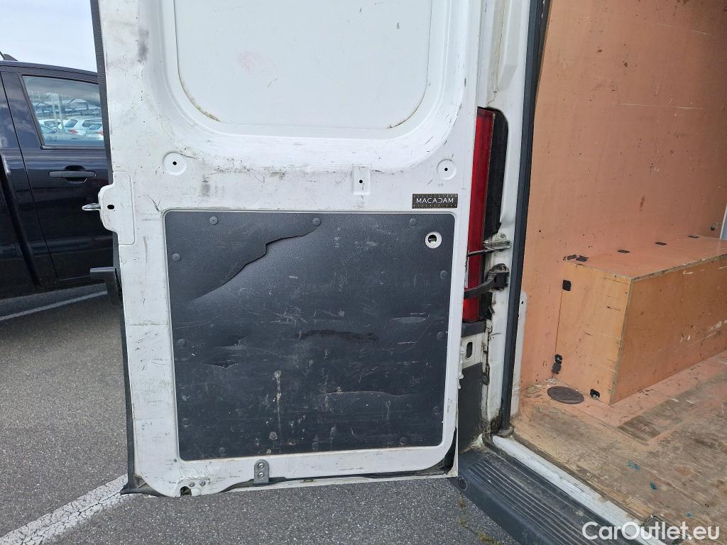  Citroen  Jumper CITROEN  VU 4p Fourgon 33 L2H2 BlueHDi 130 BVM6 Business #113