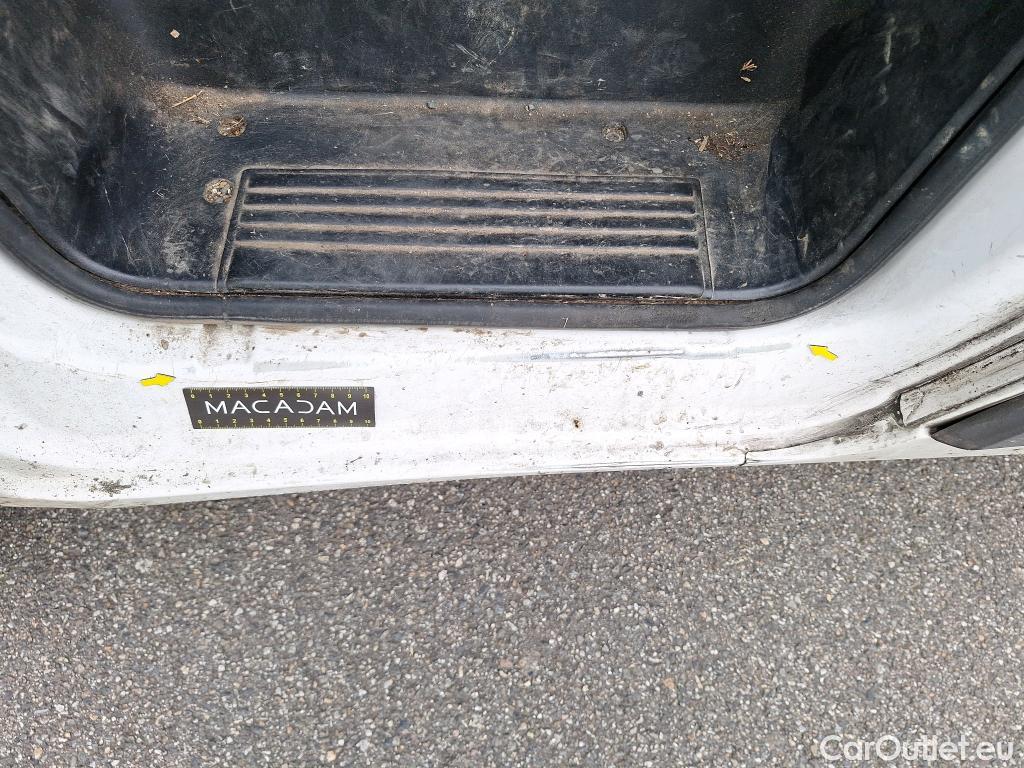  Citroen  Jumper CITROEN  VU 4p Fourgon 33 L2H2 BlueHDi 130 BVM6 Business #99
