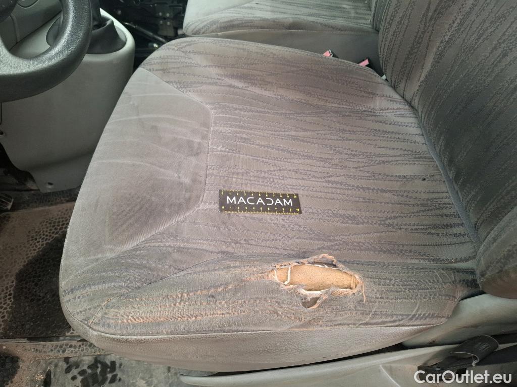  Nissan  Primastar NISSAN  VU 4p Fourgon L1H1 2700KG 2.0 DCI 115 Business #47