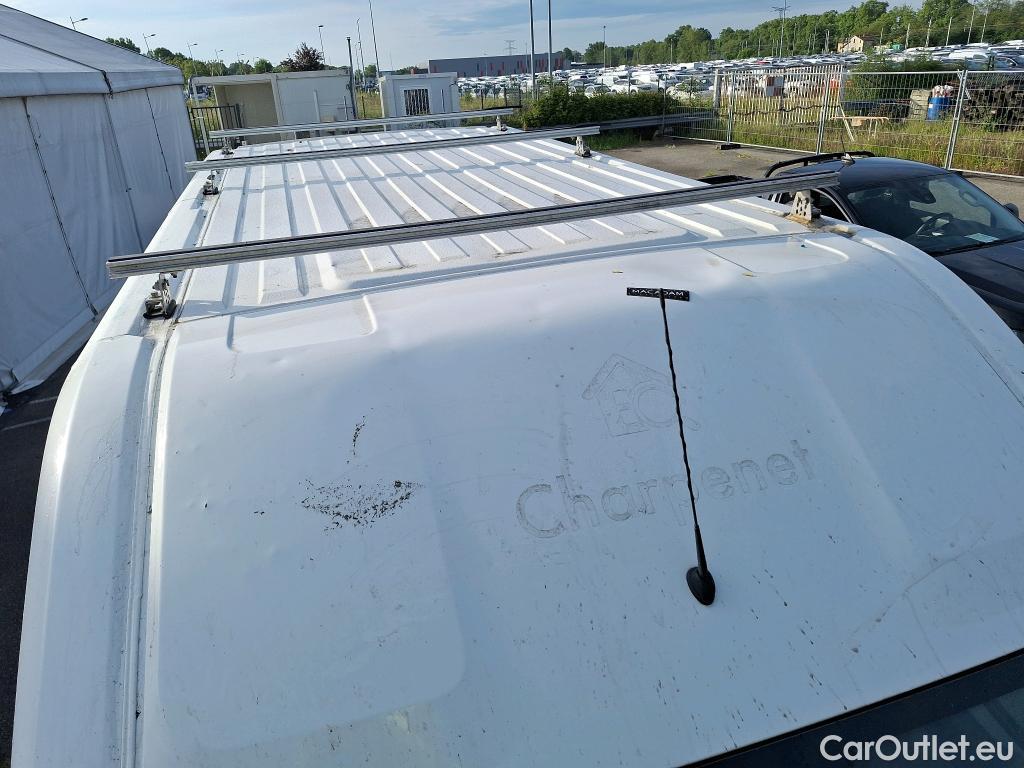  Citroen  Jumper CITROEN  VU 4p Fourgon 33 L2H2 BlueHDi 130 BVM6 Business #16