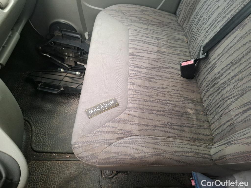  Nissan  Primastar NISSAN  VU 4p Fourgon L1H1 2700KG 2.0 DCI 115 Business #65