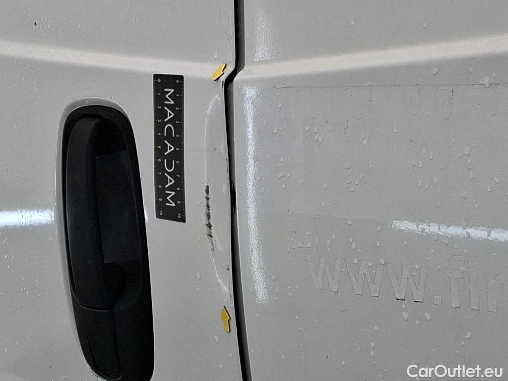  Nissan  Primastar NISSAN  VU 4p Fourgon L1H1 2700KG 2.0 DCI 115 Business #38
