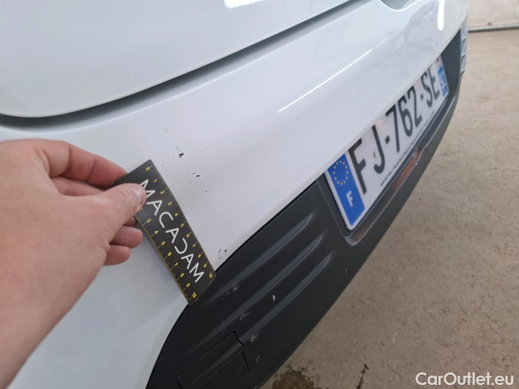  Renault  Clio  IV Air MediaNav 1.5 dCi 90CV BVM5 E6 #28