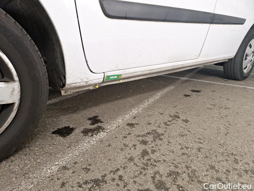  Renault  Kangoo  Express Extra (Série Spéciale) 1.5 dCi 75CV BVM5 E6 #9