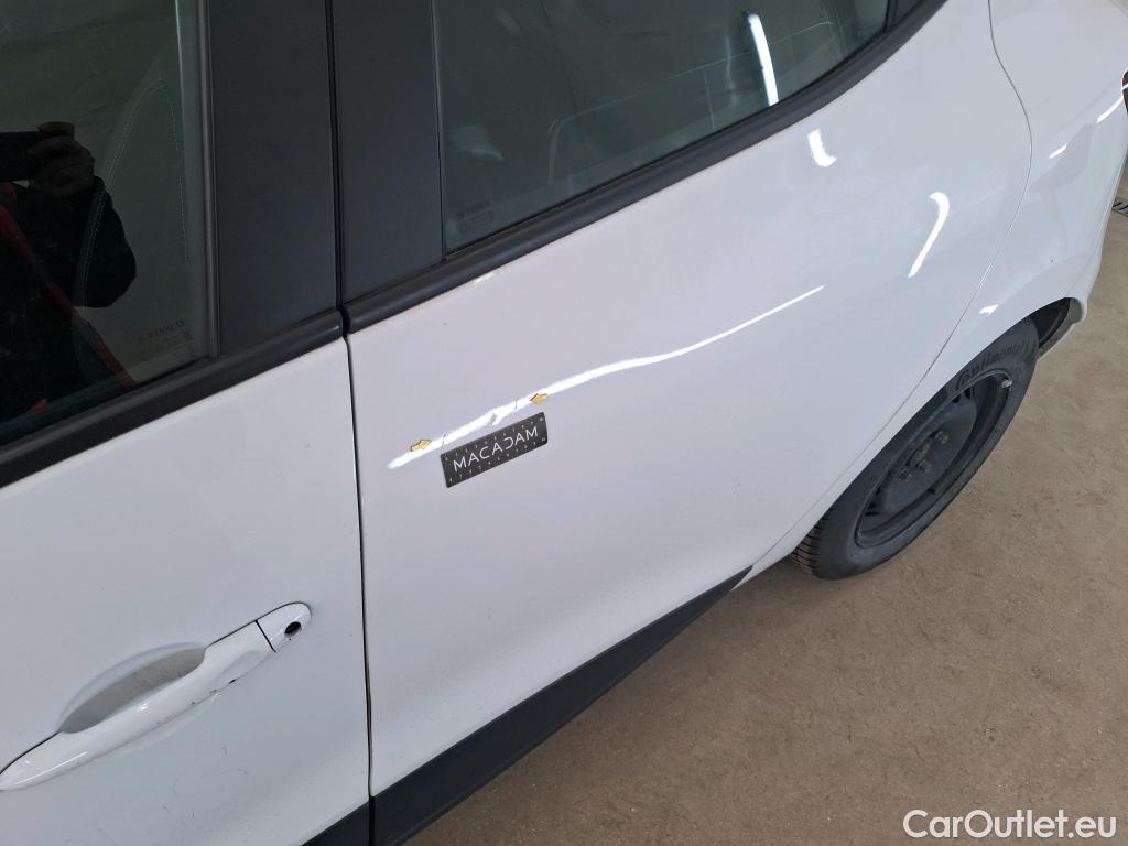  Renault  Clio  IV Air MediaNav 1.5 dCi 75CV BVM5 E6 #65