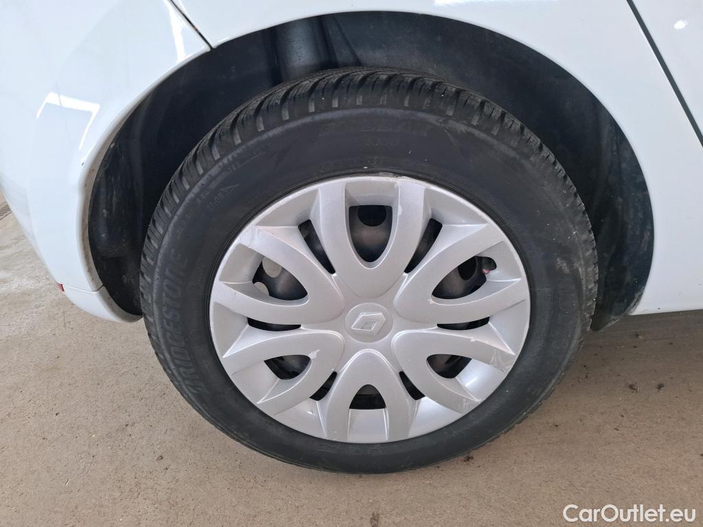  Renault  Clio  IV Air MediaNav 1.5 dCi 90CV BVM5 E6 #50