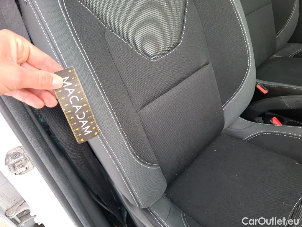  Renault  Clio  IV Air MediaNav 1.5 dCi 75CV BVM5 E6 #33