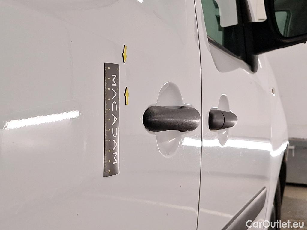  Renault  Kangoo  II Express Grand Confort (L1) 1.5 dCi 95CV BVM6 E6dT #38