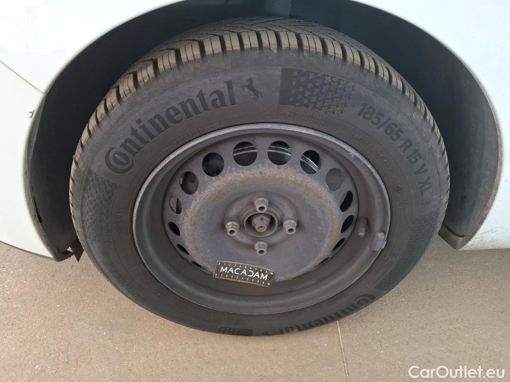  Renault  Clio  IV Air MediaNav 1.5 dCi 75CV BVM5 E6 #42